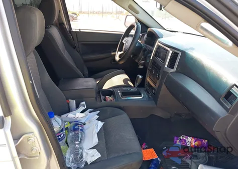 2008 Jeep Grand Cherokee Laredo из США, поврежденный, VIN 1J8GR48K98C239034